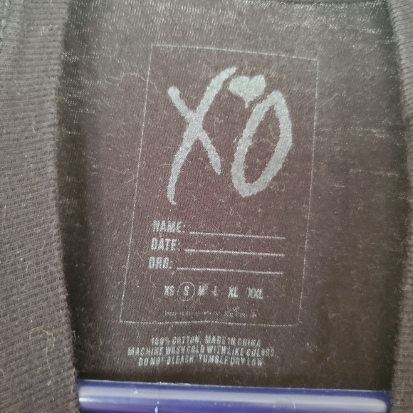 The Weekend XO Tour T-Shirt - Picture 2 of 3